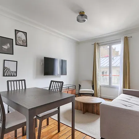Montmartre Seveste Ii Magnifique 2br Apartmán Paříž